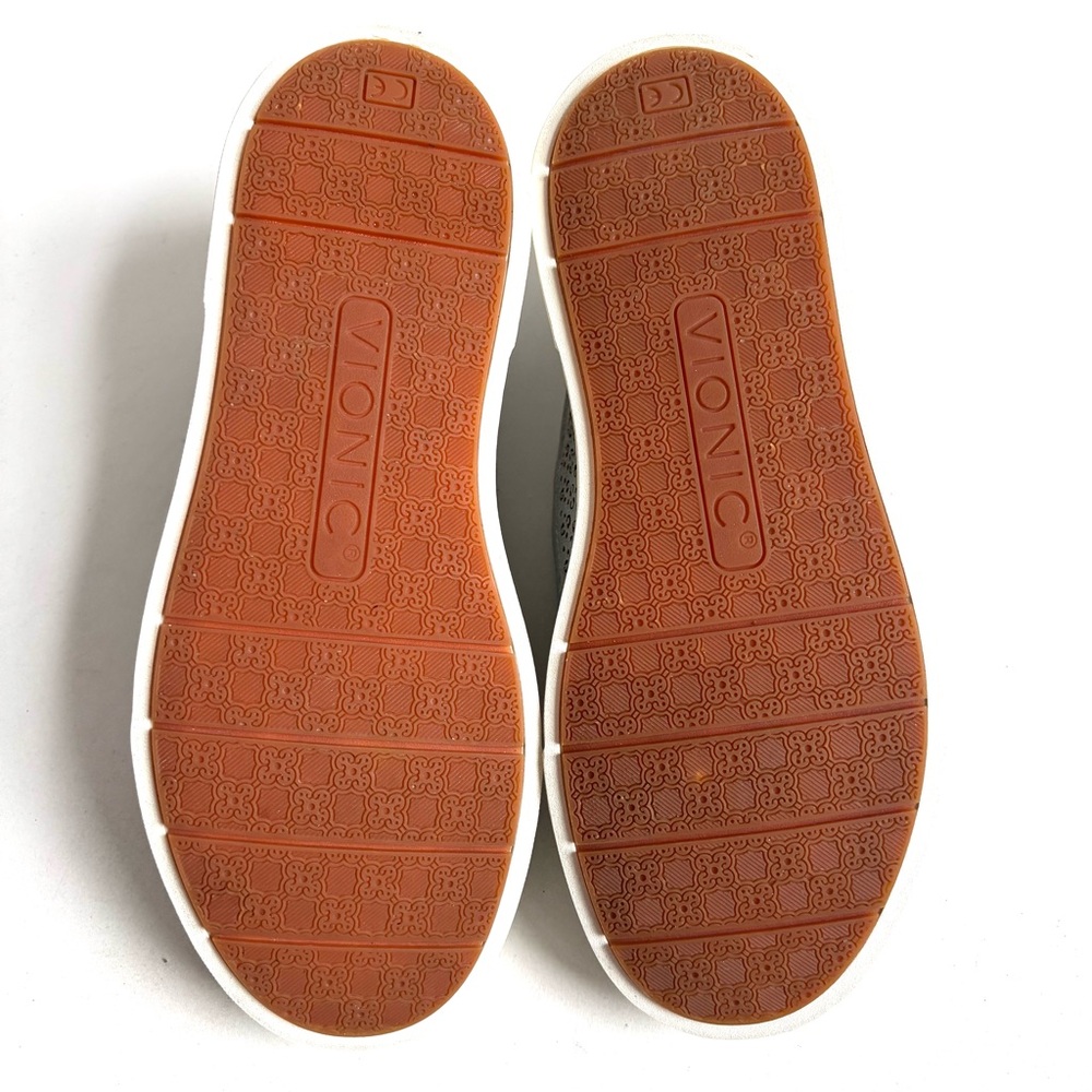Vionic Kimmie Perf Perforated Suede Slip On Sneaker Blue Gray Size 7 - Picture 10 of 17